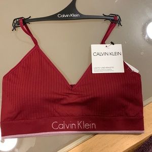NWT Calvin Klein Lightly Lined Bralette size M removable padding cute and comfy